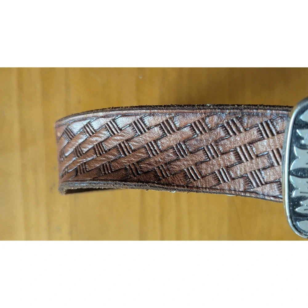 Vintage Brown Basket Weave Leather Western Belt Silver Floral Trophy Buckle 30in